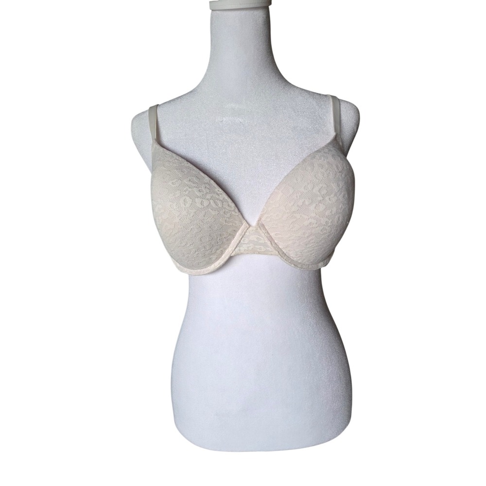 Victorias Secret PINK Wear Everywhere Push Up Bra Cream Lace Underwire 38C
